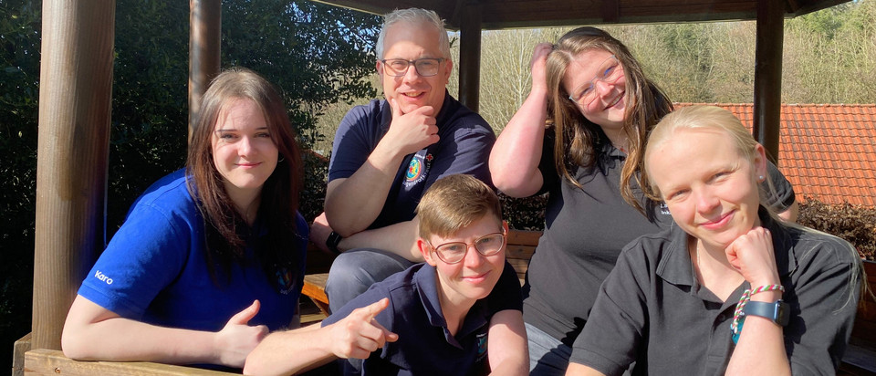 Die JRK-Landesleitung auf einem Gruppenbild.